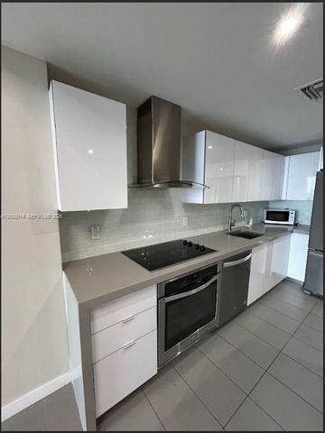 1600 NE 1st Ave 2811, Miami, FL 33132