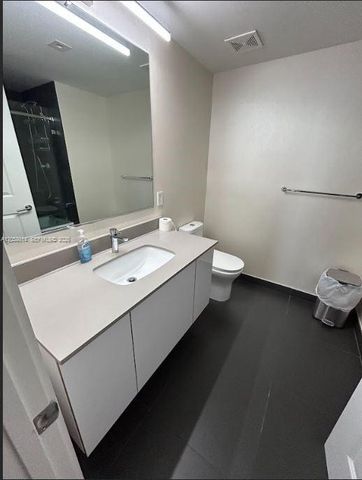 1600 NE 1st Ave 2811, Miami, FL 33132