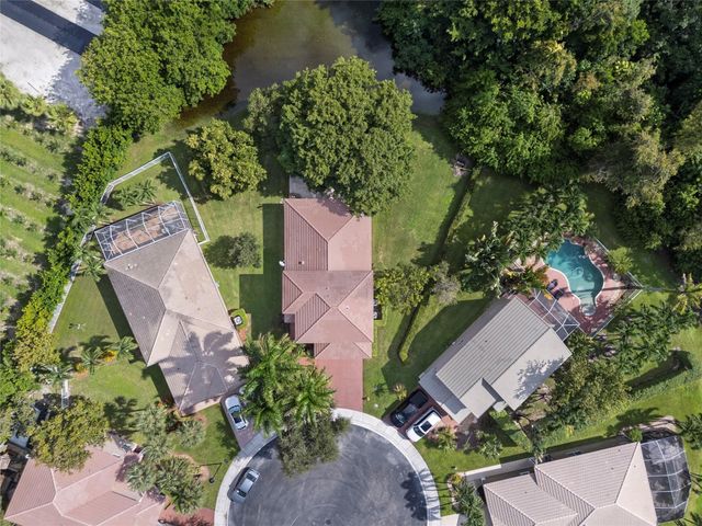 7400 NW 70th Avenue, Parkland, FL 33067