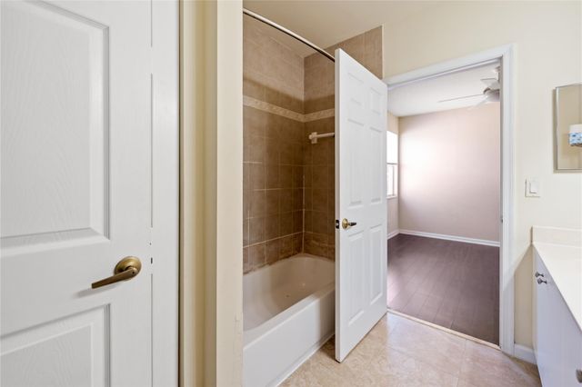 7400 NW 70th Avenue, Parkland, FL 33067