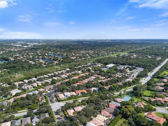 7400 NW 70th Avenue, Parkland, FL 33067