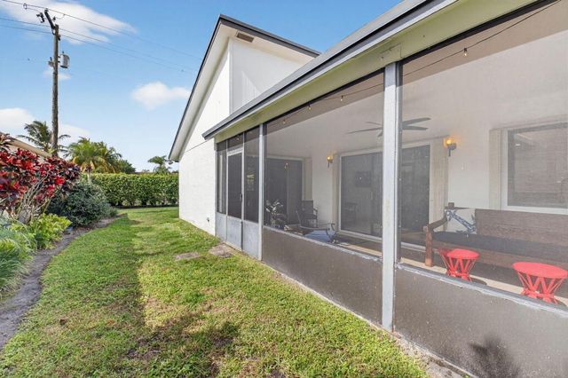 800 NW Nw 32nd Avenue, Delray Be Avenue, Delray Beach, FL 33445