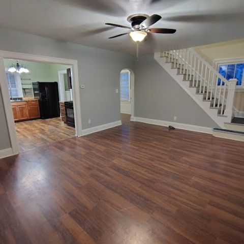 1906 Highland Ave, South Greensburg Boro, PA 15601