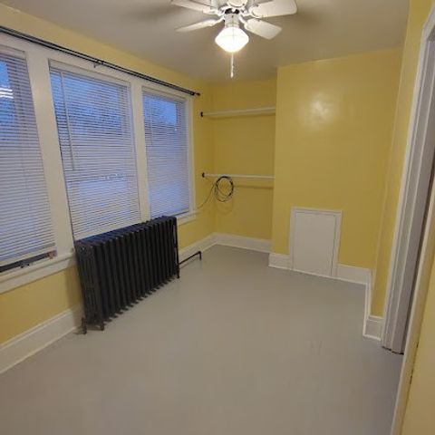 1906 Highland Ave, South Greensburg Boro, PA 15601