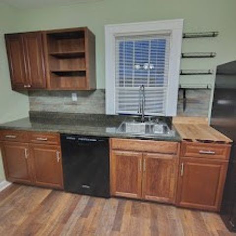 1906 Highland Ave, South Greensburg Boro, PA 15601