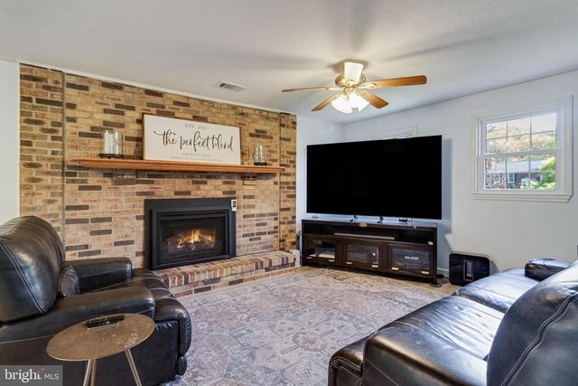 509 DOGWOOD CT, La Plata, MD 20646