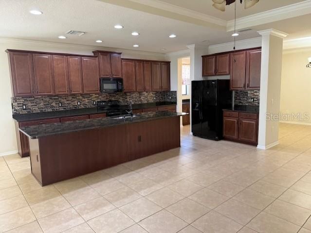 7017 ISLAND QUEEN COURT, Sarasota, FL 34233