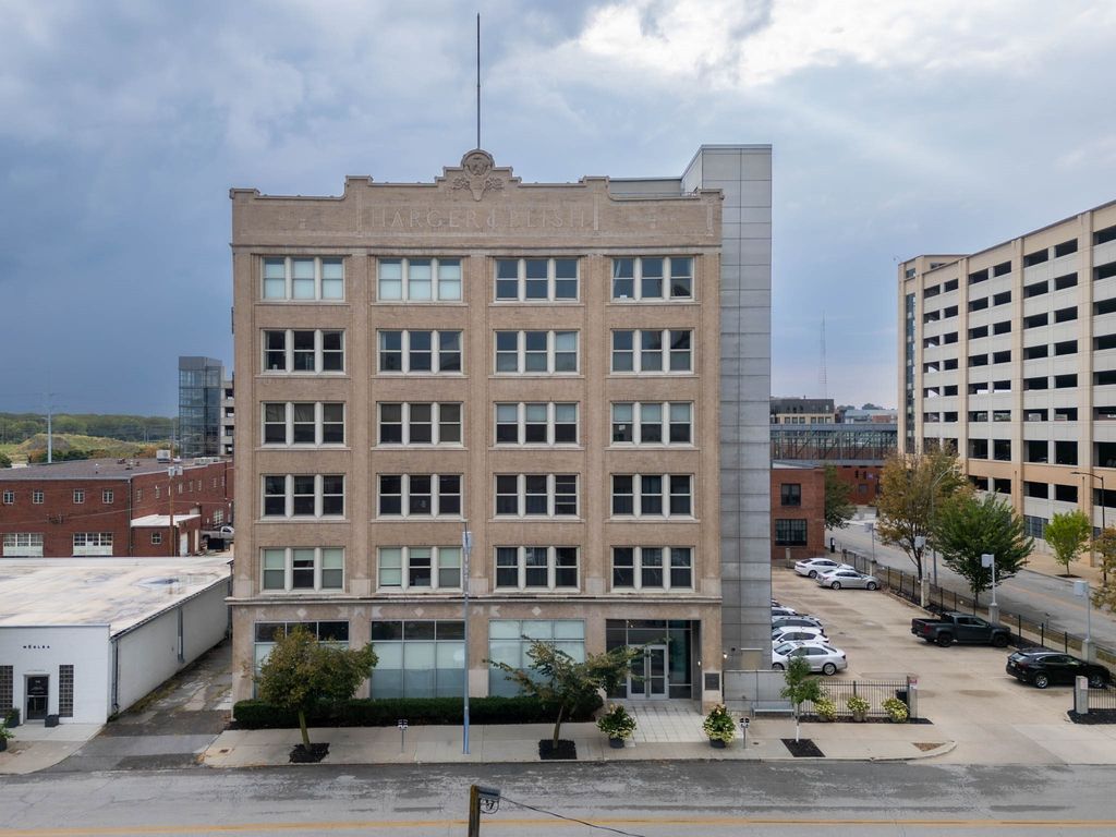 112 11th Street 102, Des Moines, IA 50309