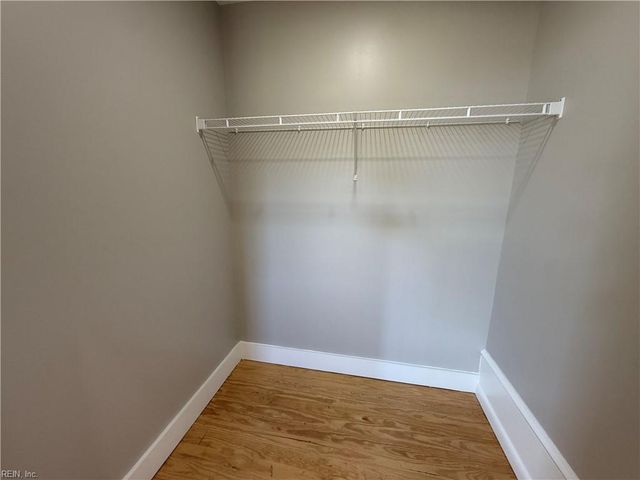 332 34th St Apt 117, Newport News, VA 23607