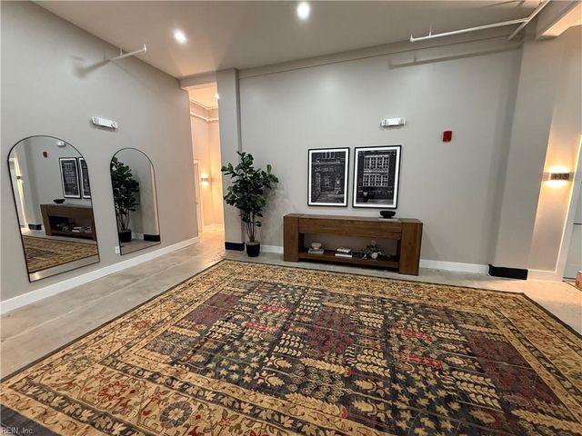 332 34th St Apt 117, Newport News, VA 23607