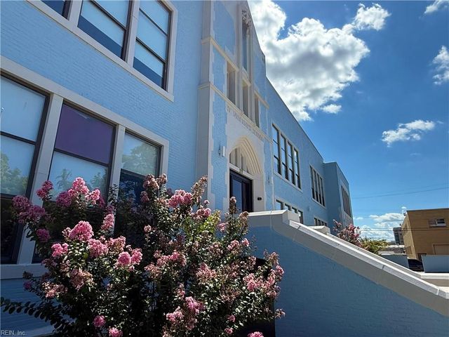 332 34th St Apt 117, Newport News, VA 23607