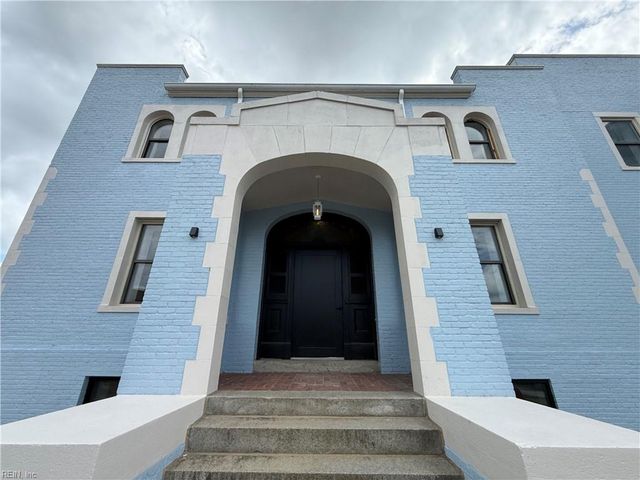 332 34th St Apt 117, Newport News, VA 23607