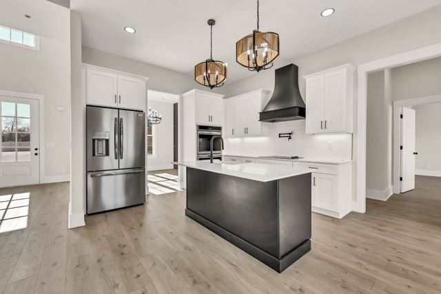 2461 Ellsworth Drive, Clarksville, TN 37043