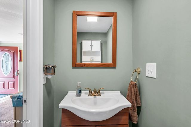 302 Beach Boulevard, Forked River, NJ 08731