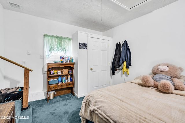 302 Beach Boulevard, Forked River, NJ 08731