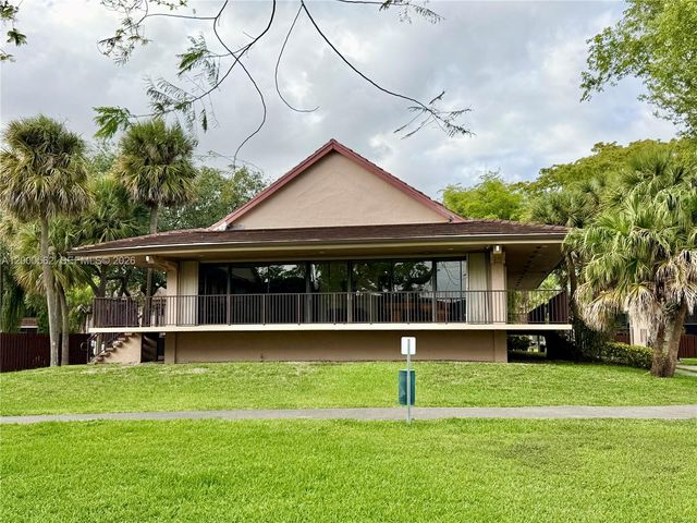 11259 SW 88th St 204H, Miami, FL 33176