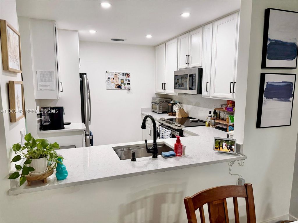 11259 SW 88th St 204H, Miami, FL 33176