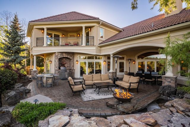 11905 S Fairway Ridge Ln, Spokane, WA 99224