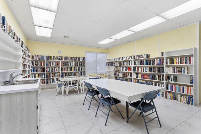 2523 Dudley Drive W H, West Palm Beach, FL 33415