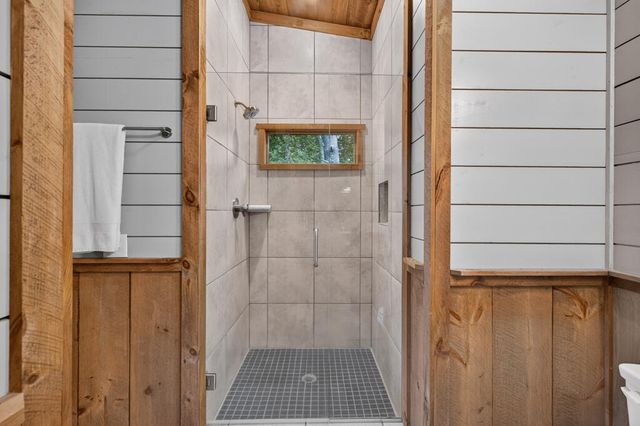78 Deer Crest Road, Blue Ridge, GA 30513