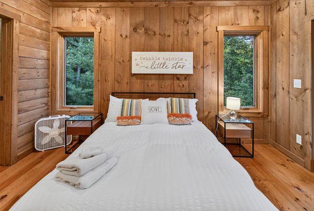 78 Deer Crest Road, Blue Ridge, GA 30513