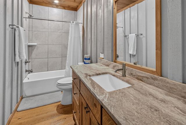 78 Deer Crest Road, Blue Ridge, GA 30513