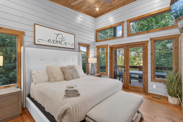 78 Deer Crest Road, Blue Ridge, GA 30513