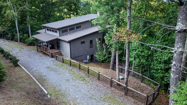 78 Deer Crest Road, Blue Ridge, GA 30513