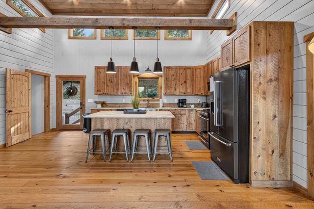 78 Deer Crest Road, Blue Ridge, GA 30513