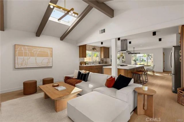 2101 N Hathaway, Santa Ana, CA 92705
