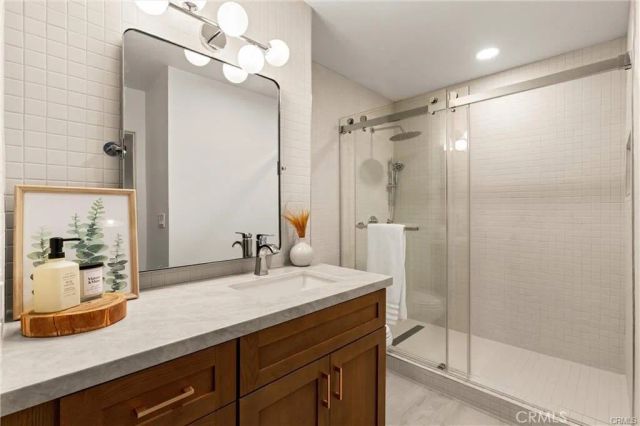 2101 N Hathaway, Santa Ana, CA 92705