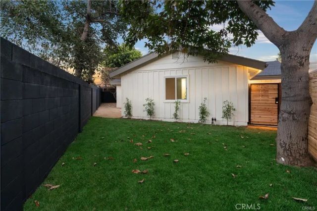 2101 N Hathaway, Santa Ana, CA 92705
