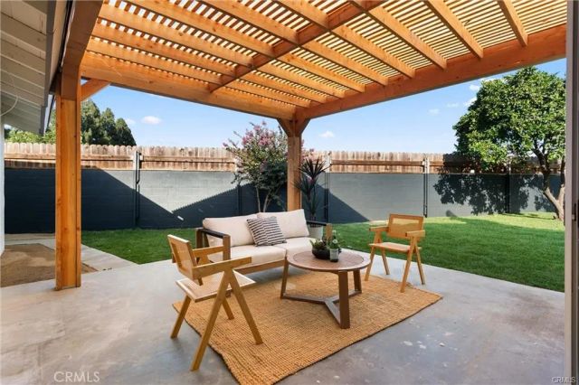2101 N Hathaway, Santa Ana, CA 92705
