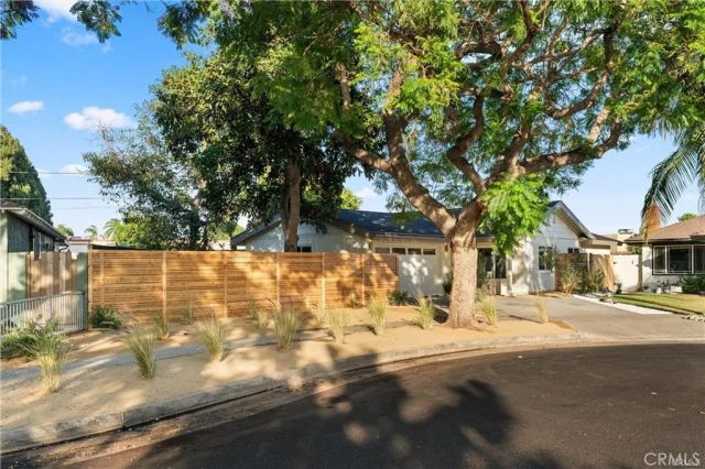 2101 N Hathaway, Santa Ana, CA 92705