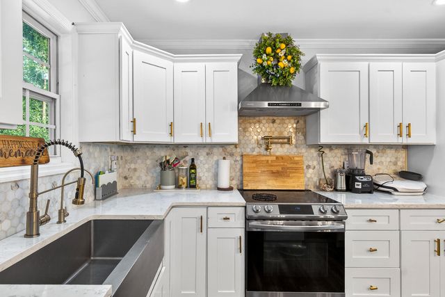1461 Old Whitesville Road, Moncks Corner, SC 29461