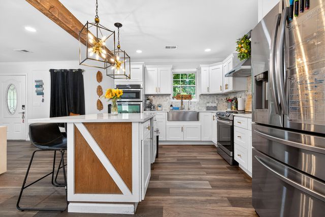 1461 Old Whitesville Road, Moncks Corner, SC 29461