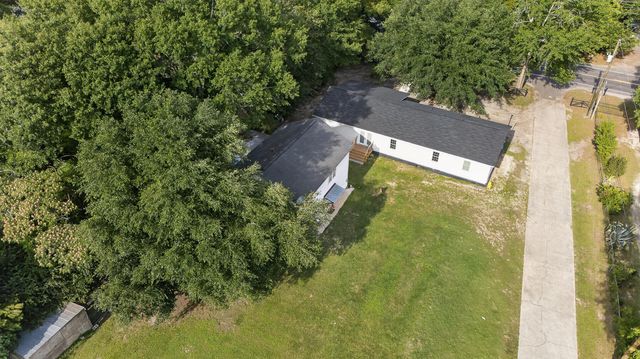 1461 Old Whitesville Road, Moncks Corner, SC 29461