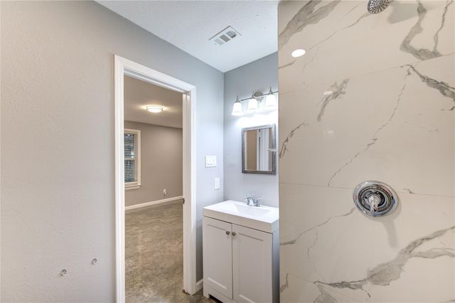 4545 Bricker Street, Houston, TX 77051