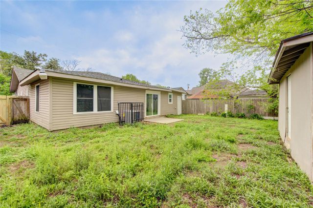 4545 Bricker Street, Houston, TX 77051