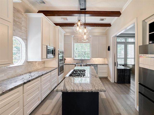 1810 Woerner Road, Houston, TX 77090