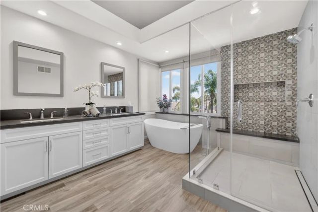 3616 Deauvilla Ct, Calabasas, CA 91302