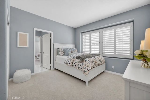 3616 Deauvilla Ct, Calabasas, CA 91302