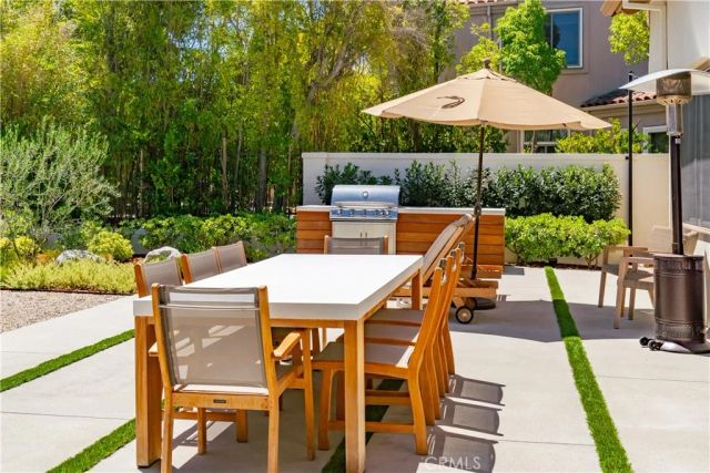 3616 Deauvilla Ct, Calabasas, CA 91302