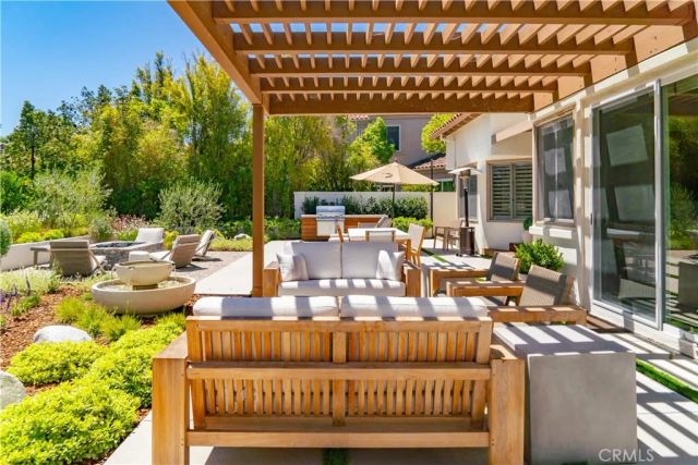3616 Deauvilla Ct, Calabasas, CA 91302