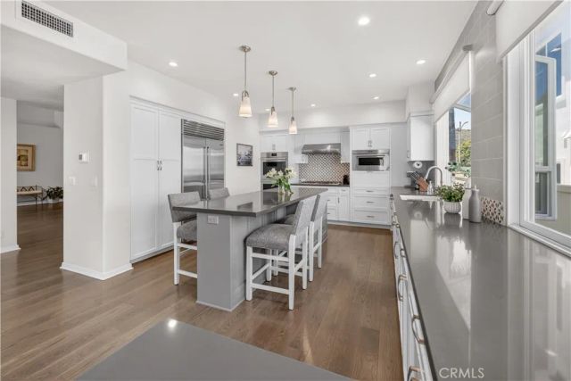 3616 Deauvilla Ct, Calabasas, CA 91302