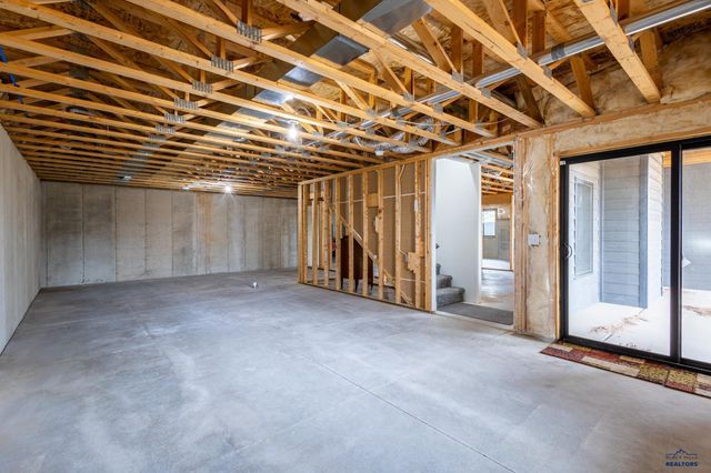 20252 PONDEROSA DR, Whitewood, SD 57793