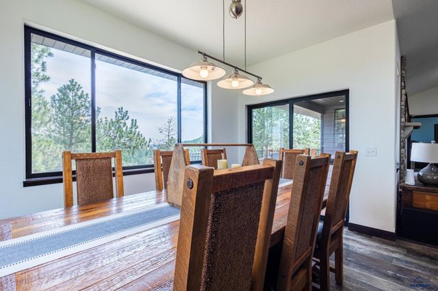 20252 PONDEROSA DR, Whitewood, SD 57793