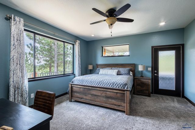 20252 PONDEROSA DR, Whitewood, SD 57793