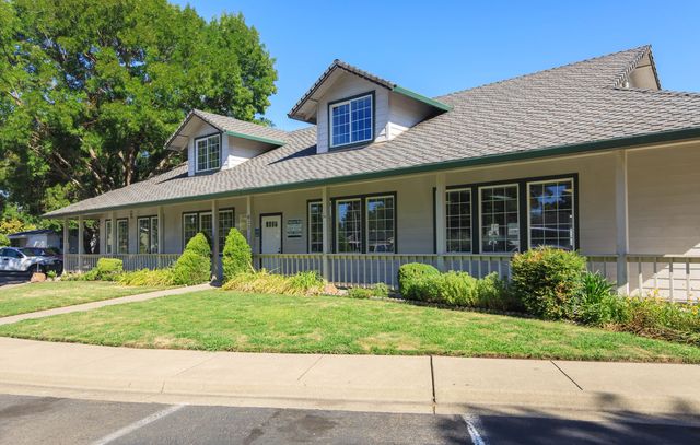 633 E Archwood Drive UNIT 44, Eagle Point, OR 97524