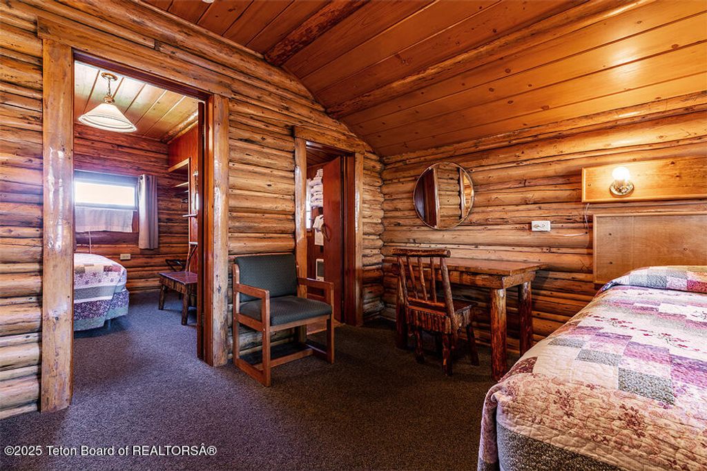 260 N CACHE Street, Jackson, WY 83001 photo 14